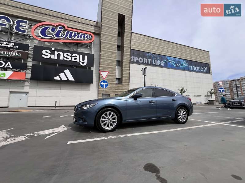 Седан Mazda 6 2015 в Львові