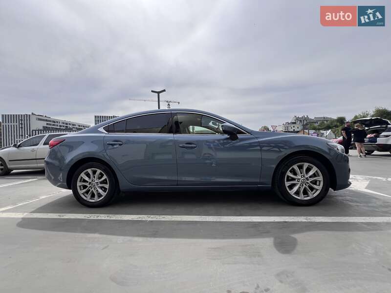 Седан Mazda 6 2015 в Львові