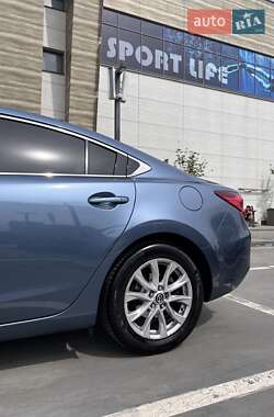 Седан Mazda 6 2015 в Львові