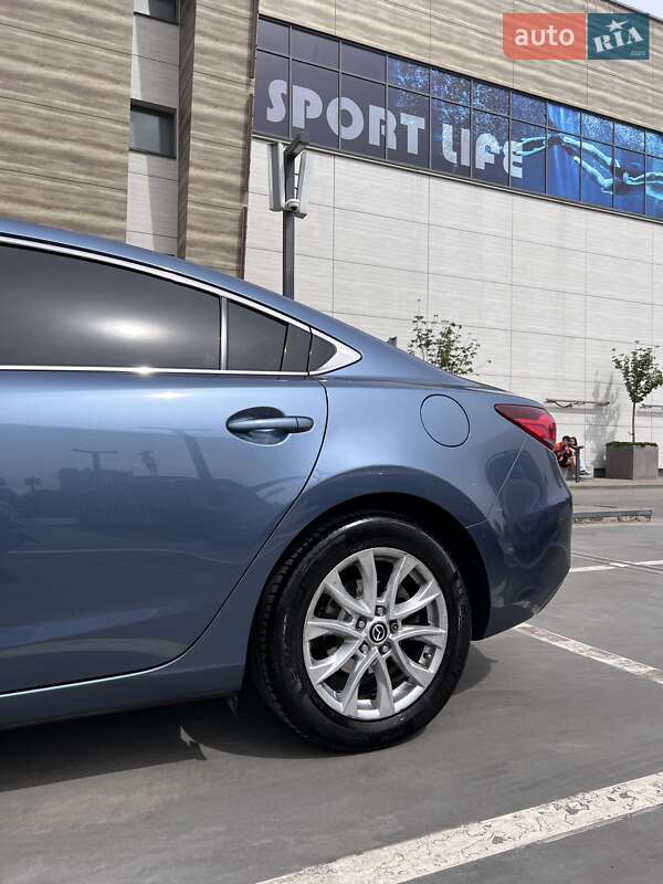 Седан Mazda 6 2015 в Львові