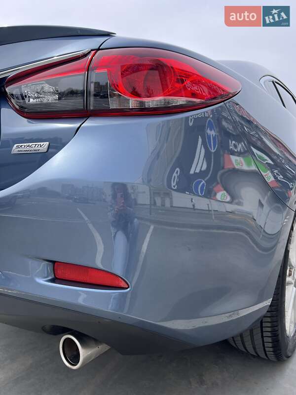 Седан Mazda 6 2015 в Львові