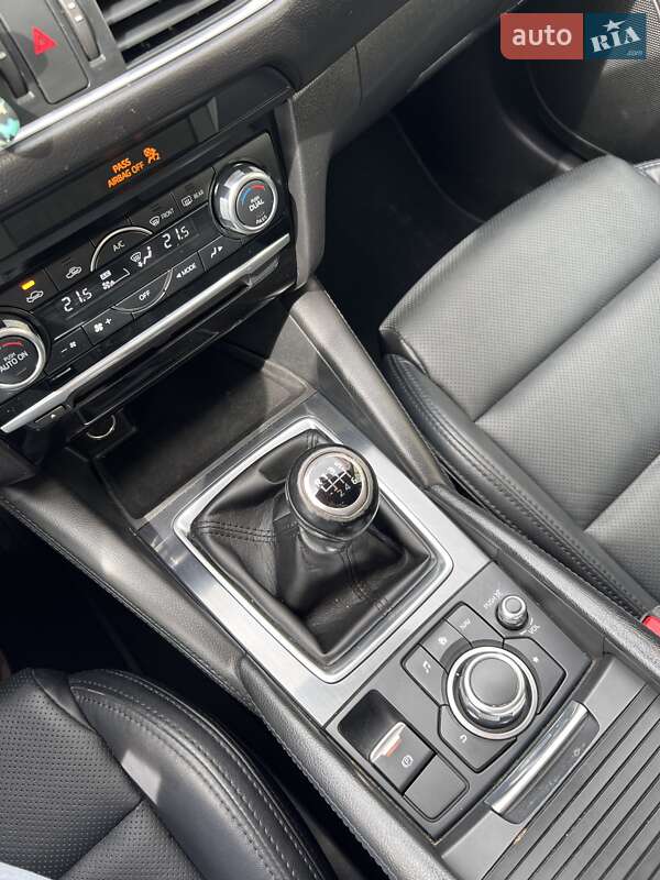 Седан Mazda 6 2015 в Львове