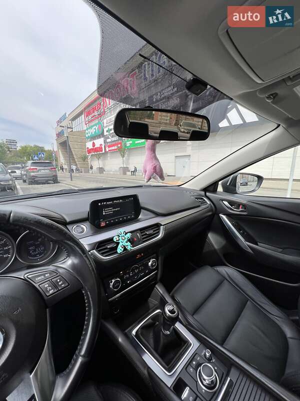 Седан Mazda 6 2015 в Львове