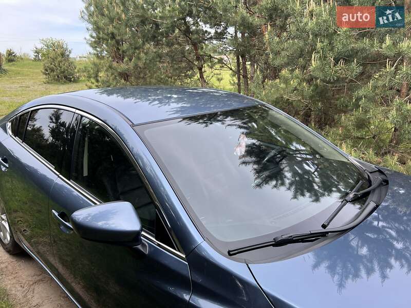 Седан Mazda 6 2015 в Львові