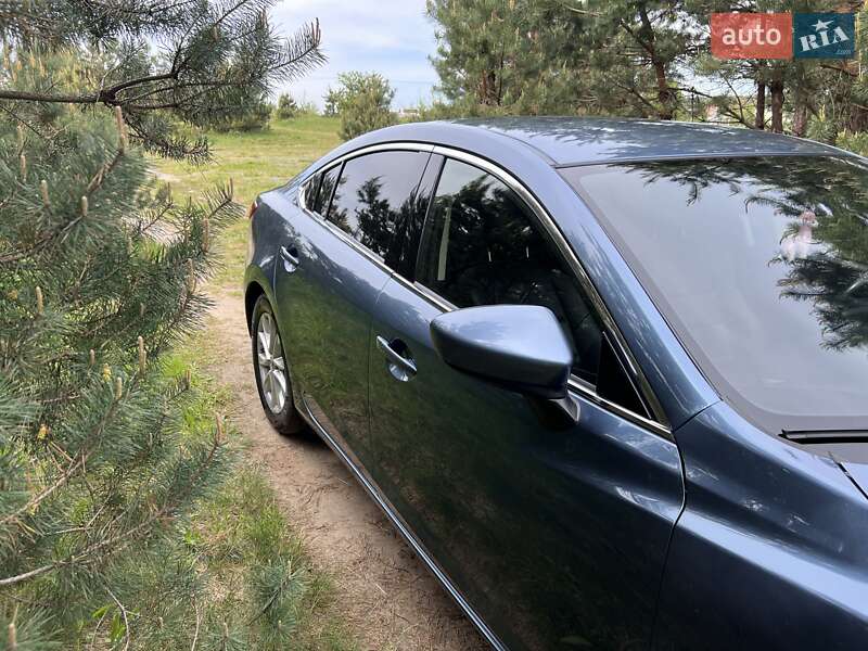 Седан Mazda 6 2015 в Львові