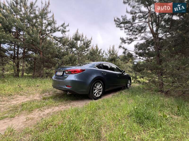 Седан Mazda 6 2015 в Львові