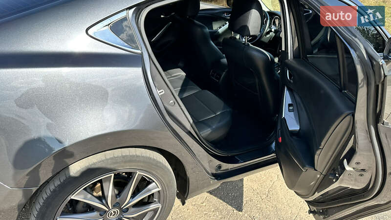 Седан Mazda 6 2016 в Кропивницком