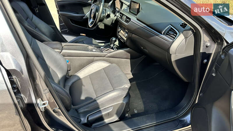 Седан Mazda 6 2016 в Кропивницком