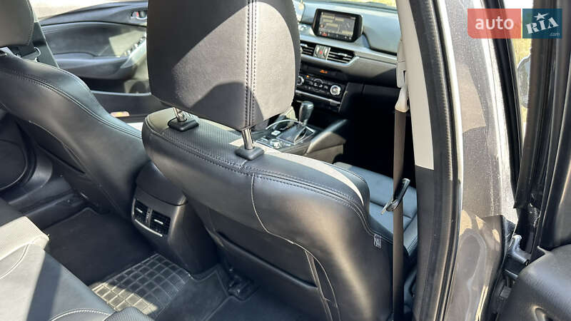 Седан Mazda 6 2016 в Кропивницком