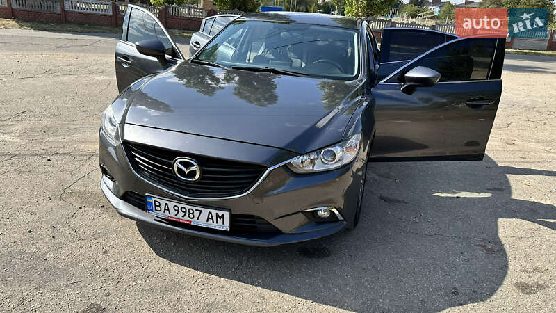 Седан Mazda 6 2016 в Кропивницком