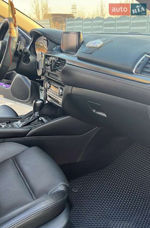 Седан Mazda 6 2017 в Киеве