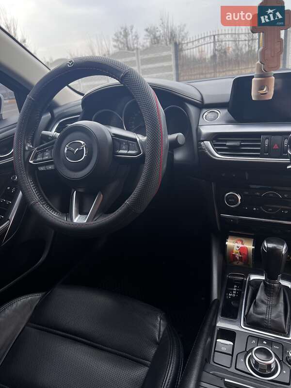Седан Mazda 6 2017 в Киеве