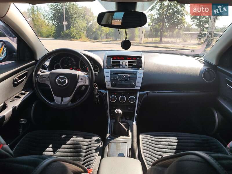 Седан Mazda 6 2008 в Запоріжжі