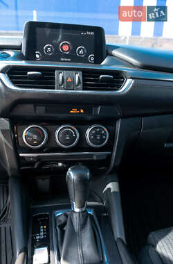 Седан Mazda 6 2015 в Вінниці