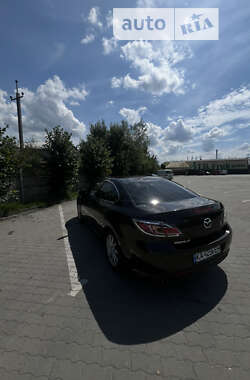 Седан Mazda 6 2011 в Городке