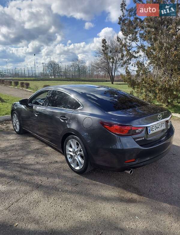 Седан Mazda 6 2014 в Днепре