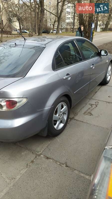 Лифтбек Mazda 6 2004 в Киеве