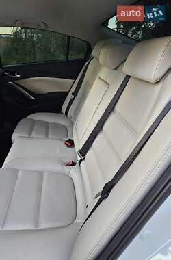 Седан Mazda 6 2014 в 