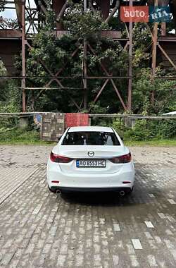 Седан Mazda 6 2014 в Рахові