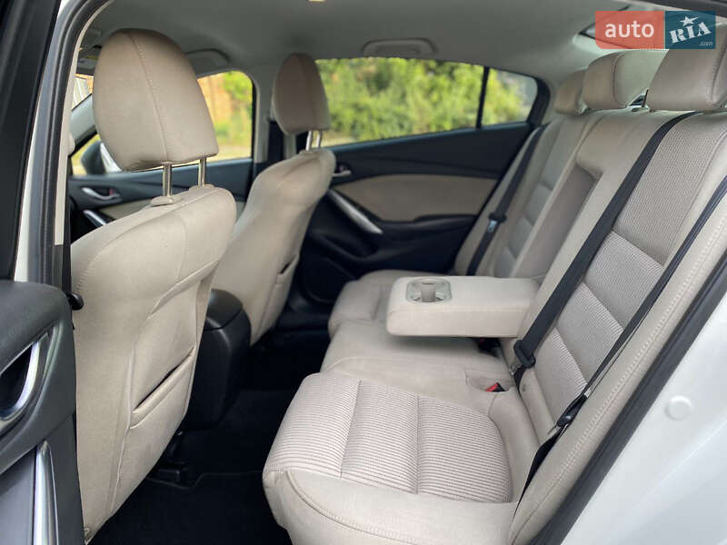 Седан Mazda 6 2015 в Николаеве