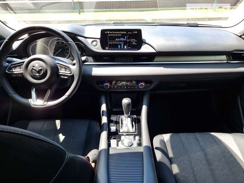 Седан Mazda 6 2020 в Киеве