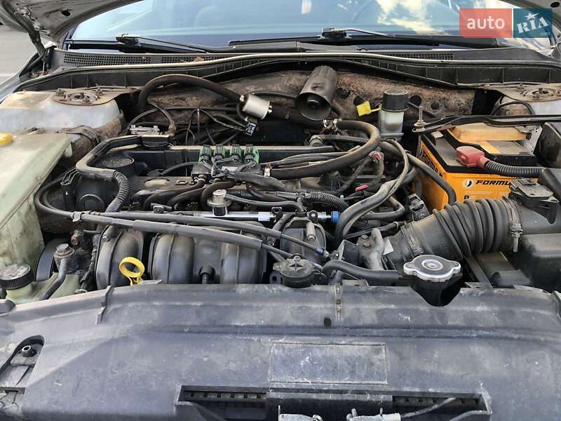 Седан Mazda 6 2004 в Киеве