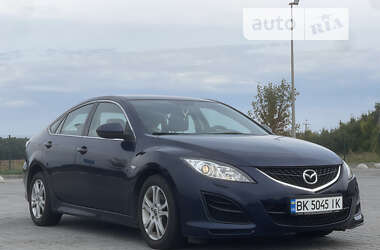 Седан Mazda 6 2010 в Радивиліві