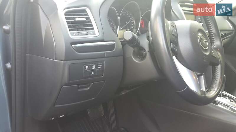 Седан Mazda 6 2014 в Луцьку