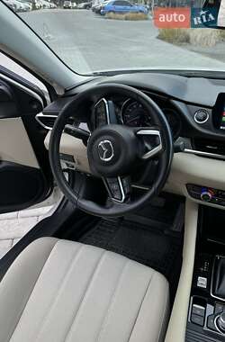 Седан Mazda 6 2018 в Ровно
