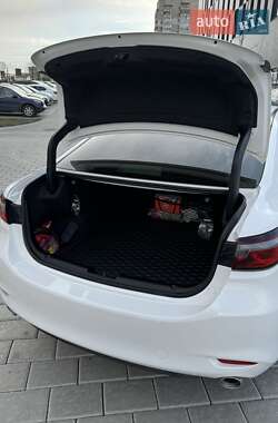 Седан Mazda 6 2018 в Ровно