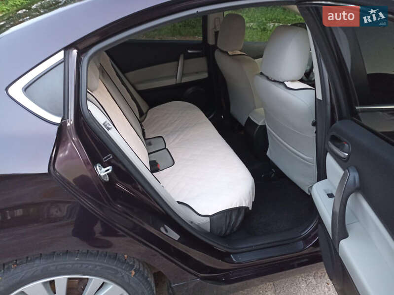 Седан Mazda 6 2008 в Тернополе