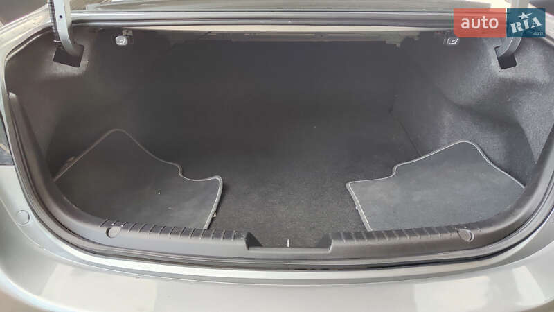 Седан Mazda 6 2013 в Дрогобичі