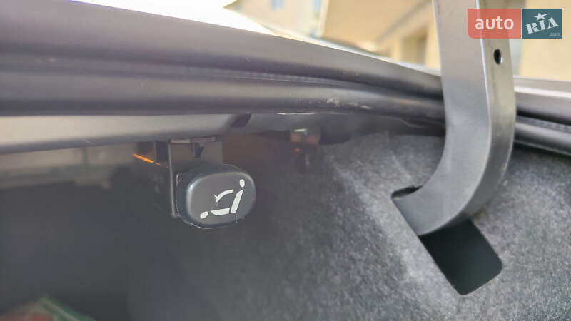 Седан Mazda 6 2013 в Дрогобичі