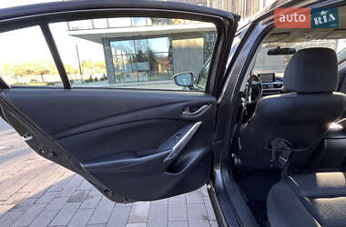Седан Mazda 6 2015 в 