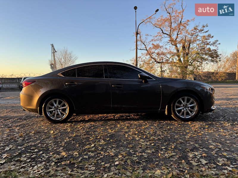 Седан Mazda 6 2015 в Запорожье