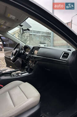 Седан Mazda 6 2013 в Чернівцях