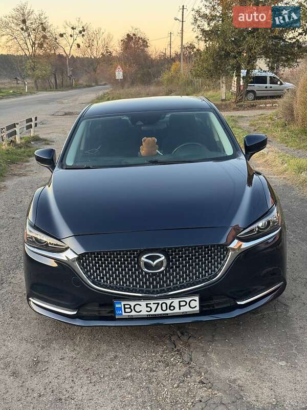 Седан Mazda 6 2018 в Львове