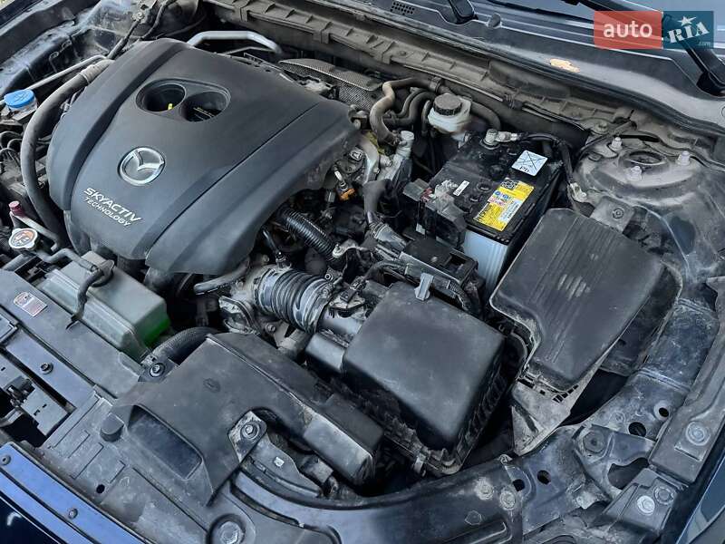 Седан Mazda 6 2018 в Львове