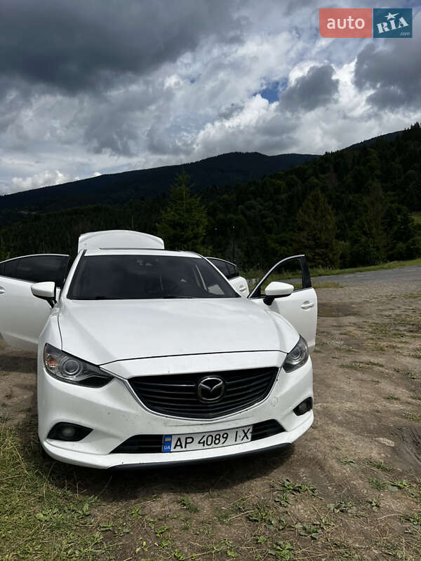 Седан Mazda 6 2013 в Запорожье