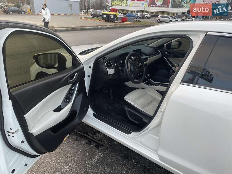 Седан Mazda 6 2015 в Харькове