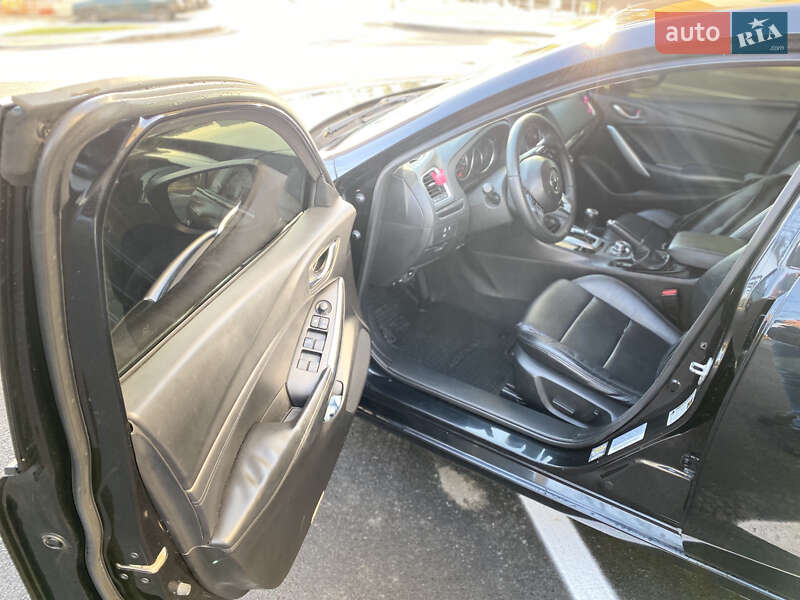 Седан Mazda 6 2013 в Чернігові