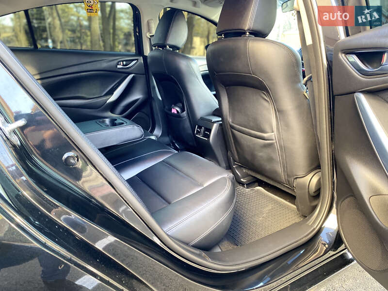 Седан Mazda 6 2013 в Чернігові