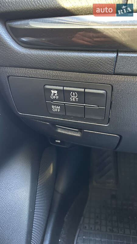 Седан Mazda 6 2013 в Чернігові