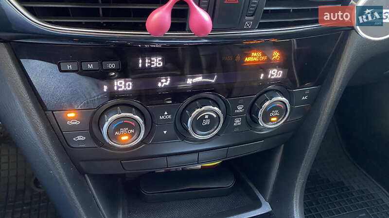 Седан Mazda 6 2013 в Чернігові