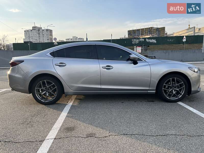 Седан Mazda 6 2013 в Киеве