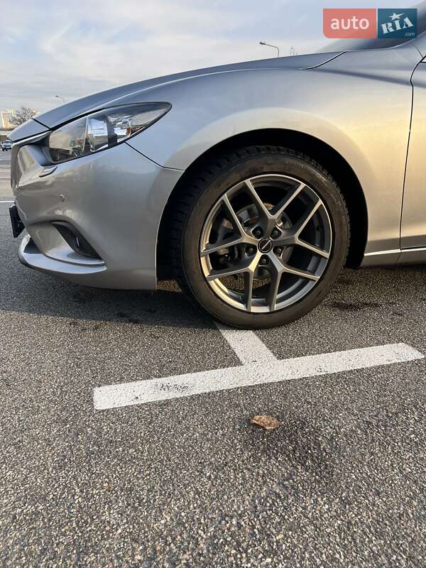 Седан Mazda 6 2013 в Киеве