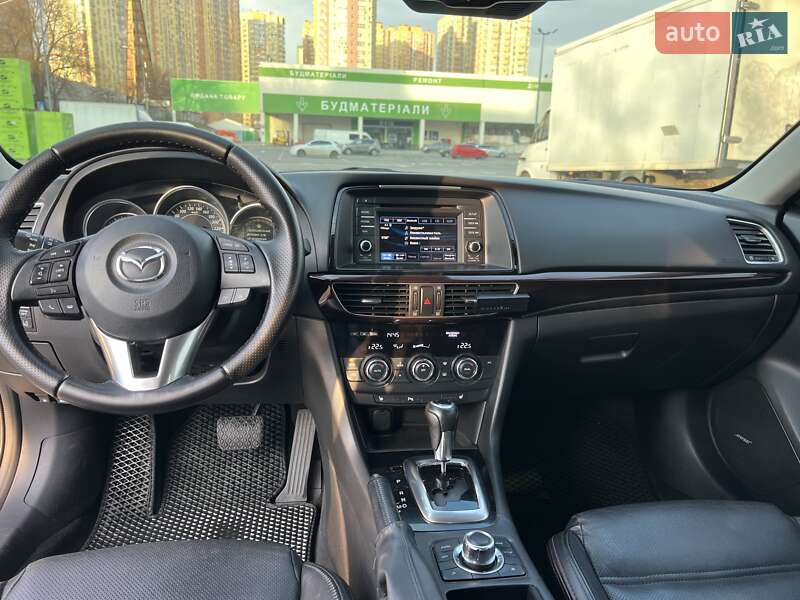 Седан Mazda 6 2013 в Киеве