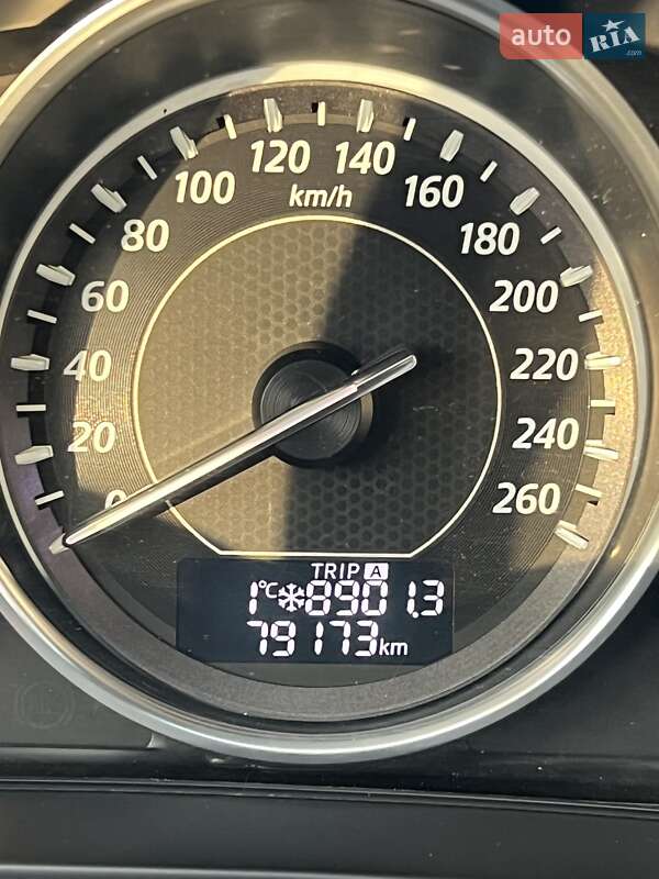 Седан Mazda 6 2013 в Киеве