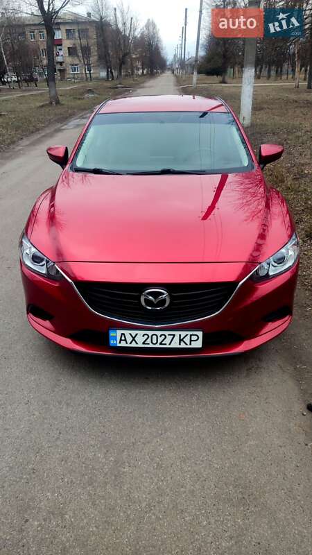 Седан Mazda 6 2015 в Чугуеве