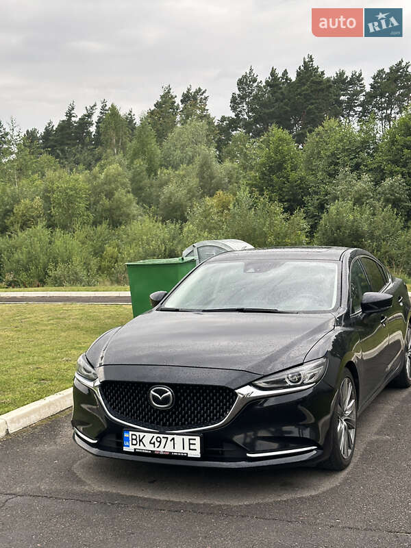 Седан Mazda 6 2018 в Львові